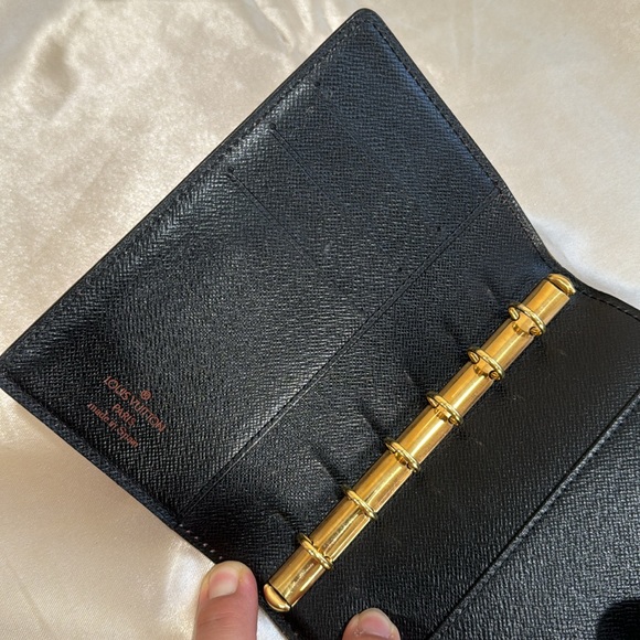 Louis Vuitton Epi Small Ring Agenda - Picture 3 of 8